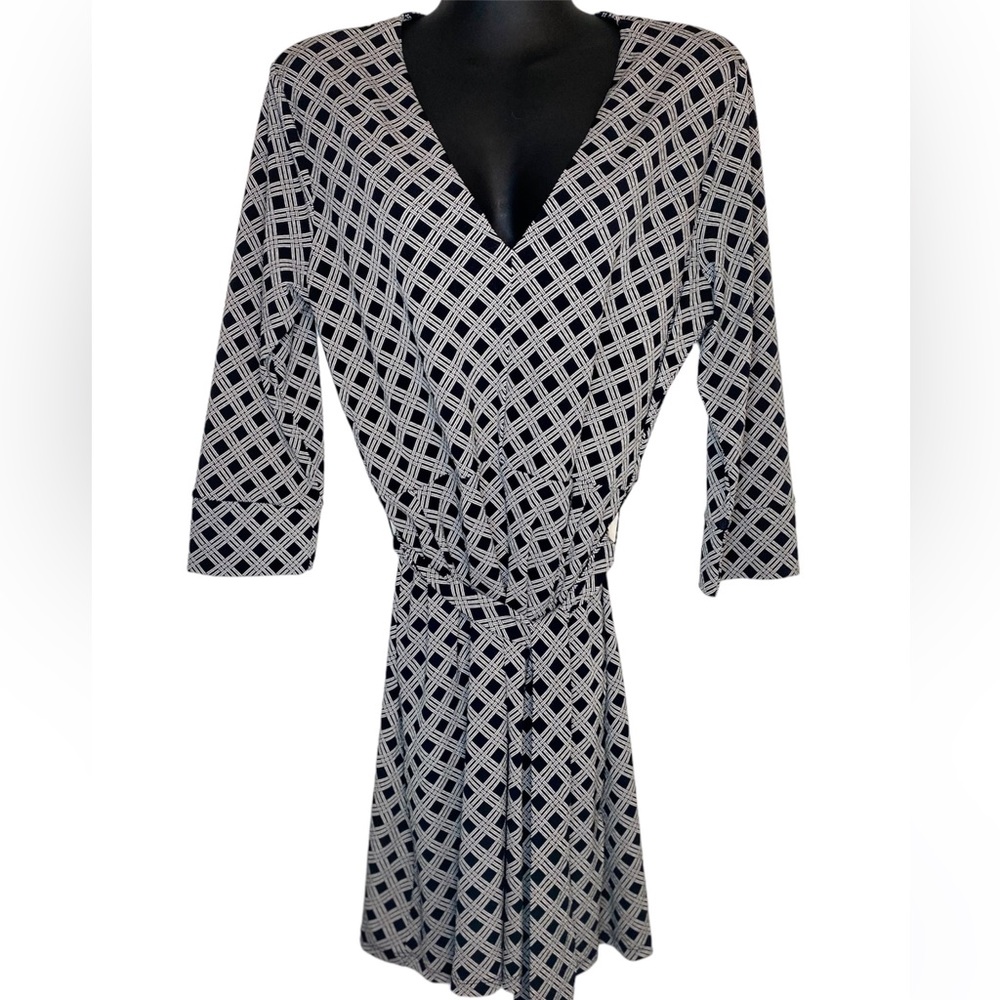 🆕 H&M Women’s Semi Casual Dress M